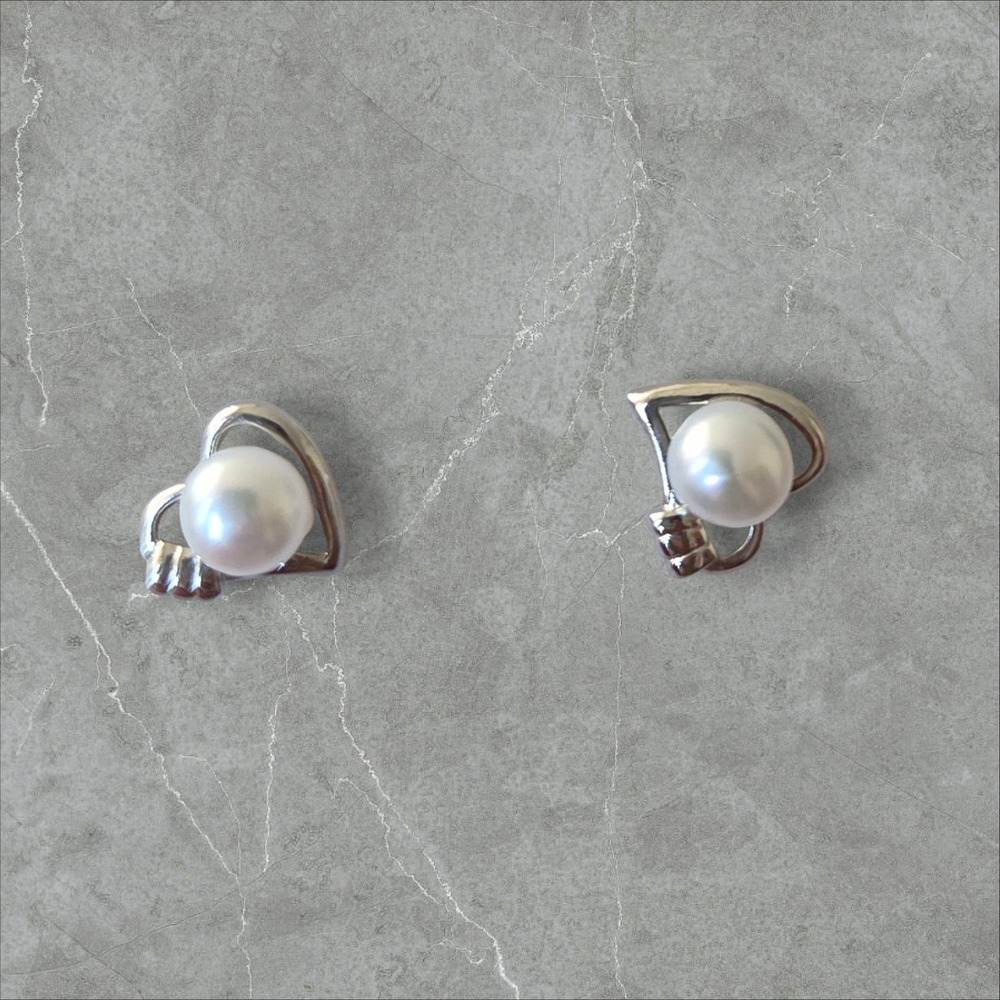 Elegant 925 Silver Real Pearl Earrings